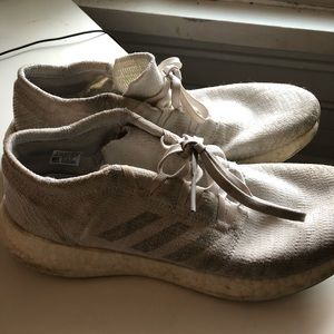 White PureBoost 10.5